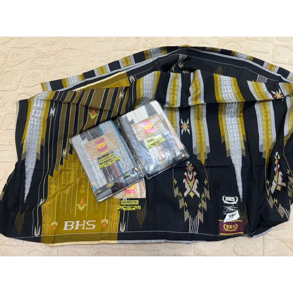 Sarung BHS Signature SGC Gold Lawas, Bahan Sutra