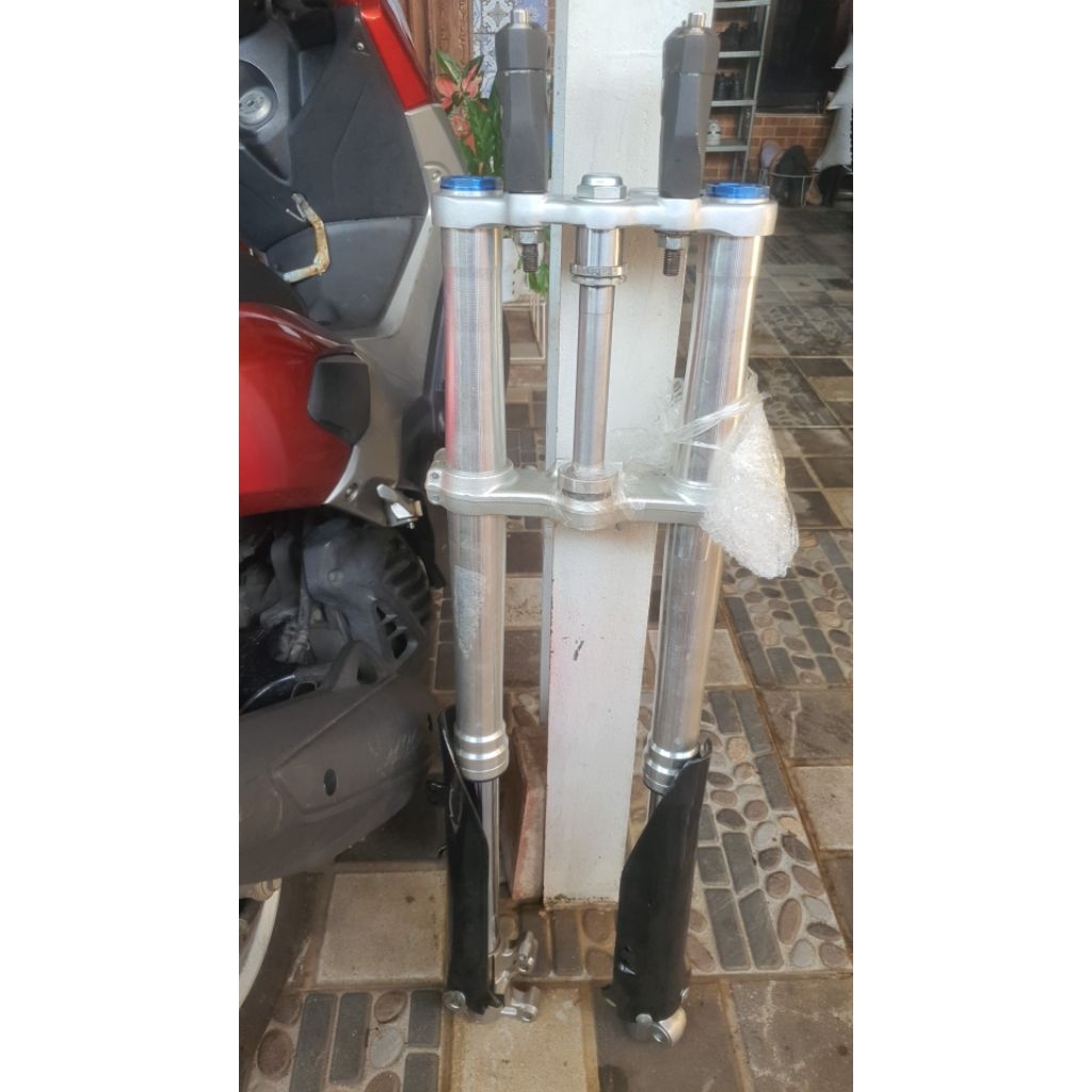 usd upsidedown CRF 125L showa original