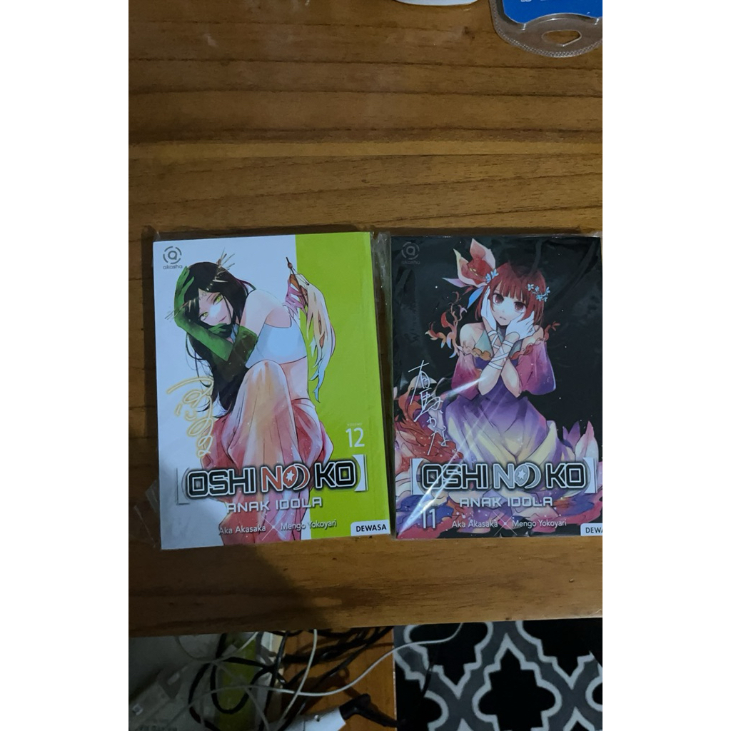 Preloved komik Oshi No Ko voll 11 dan 12