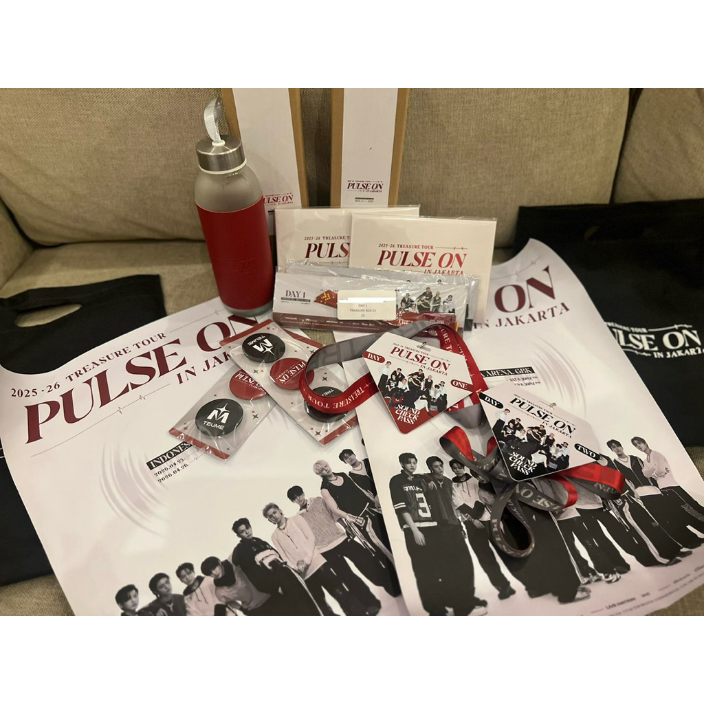 merchandise Pulse On Tour Treasure in Jakarta