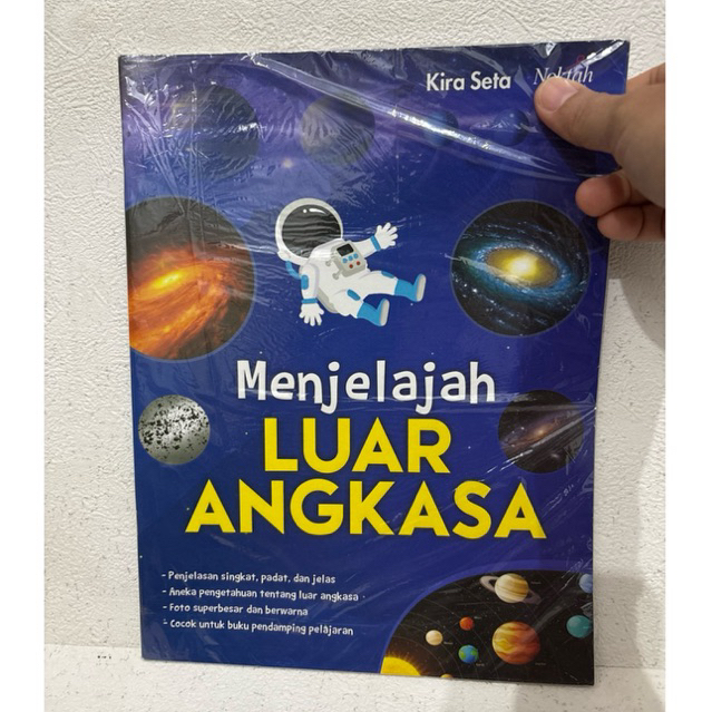 Buku Anak Menjelajah luar angkasa
