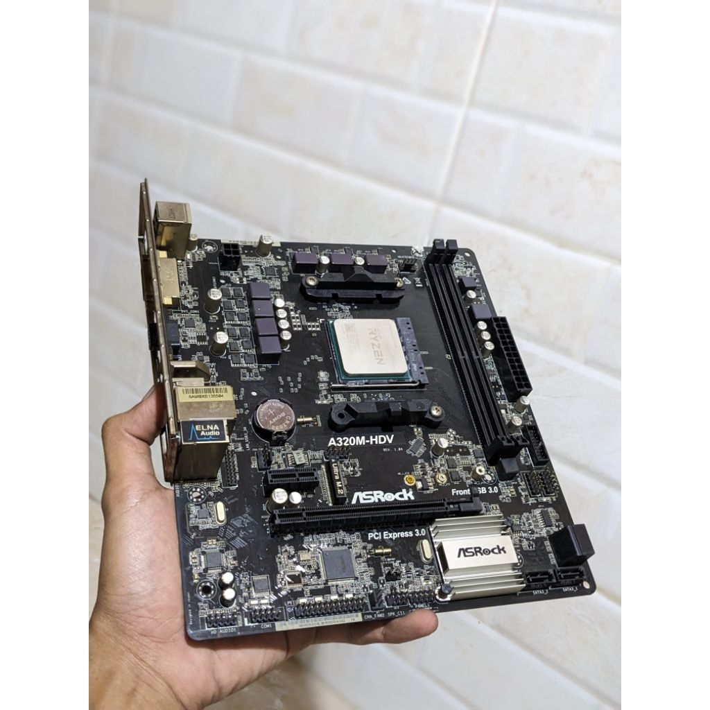mobo A320m Ryzen 5 1500x