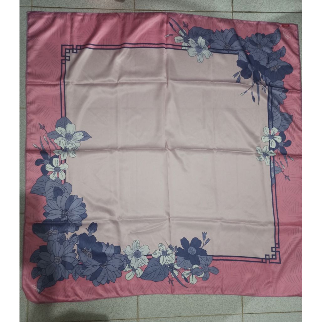 preloved hijab segiempat zoya