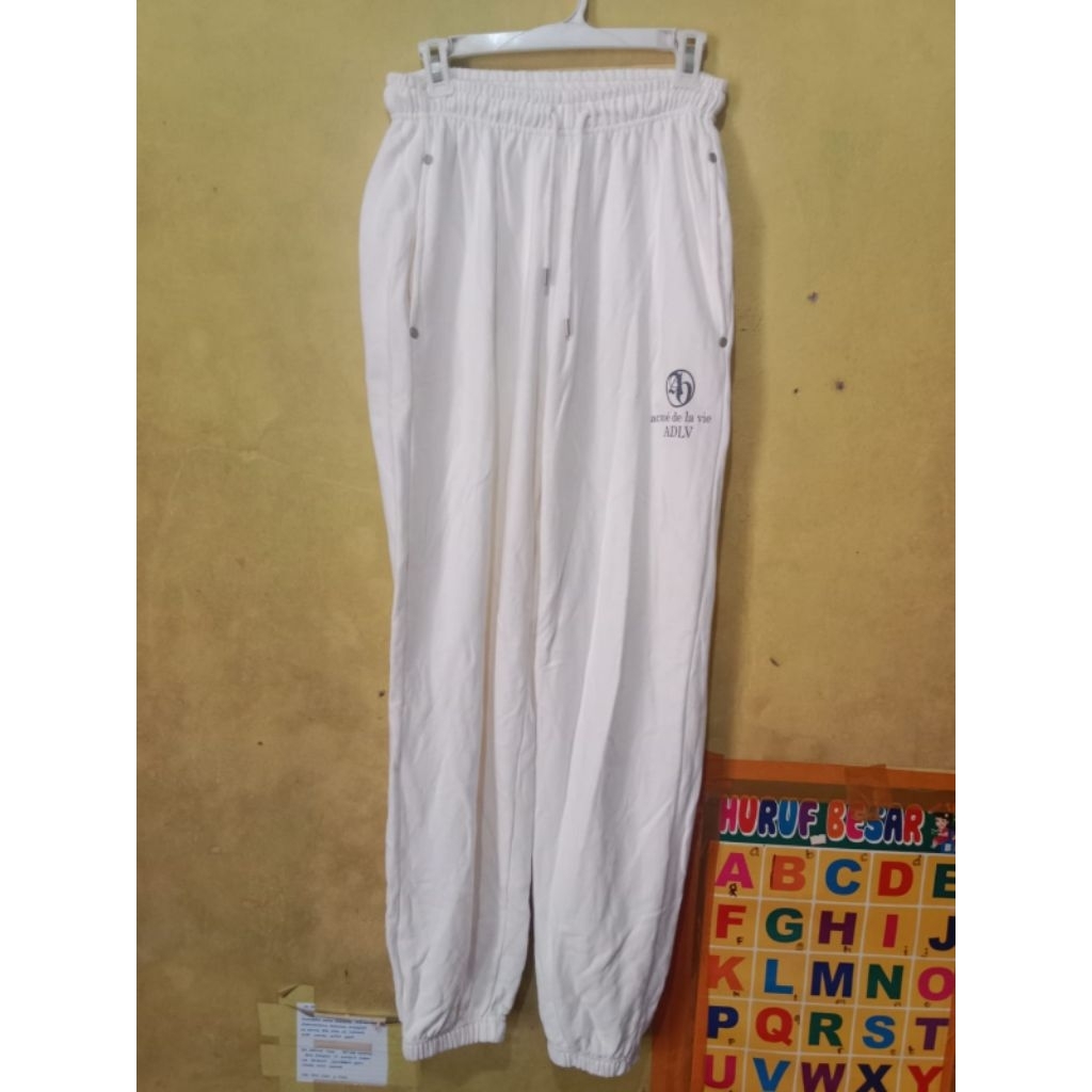 jogger ADLV second