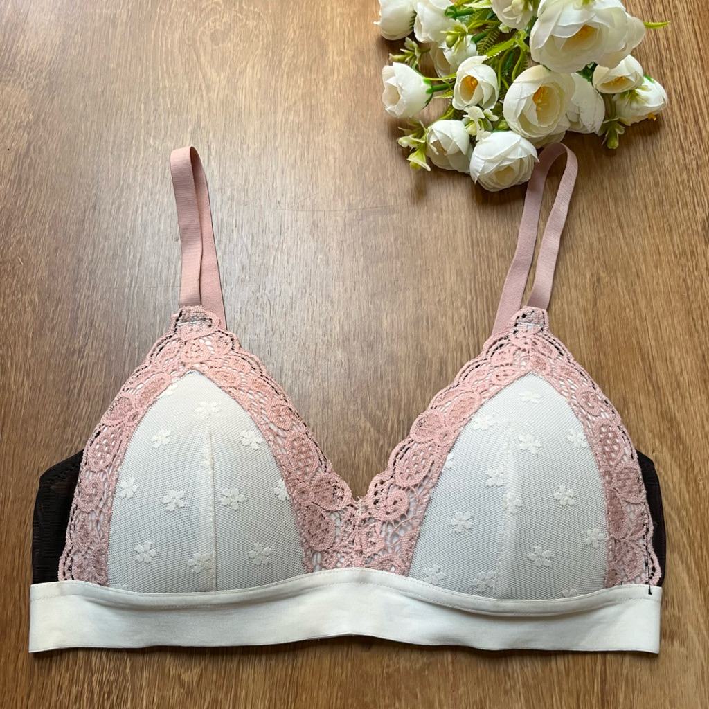 BRANDED BRALETTE BRA TANPA KAWAT SIZE 34B 34A B75 A75