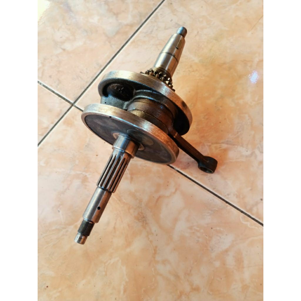 kruk as stang seher piston Yamaha Jupiter MX old 4 speed original.
