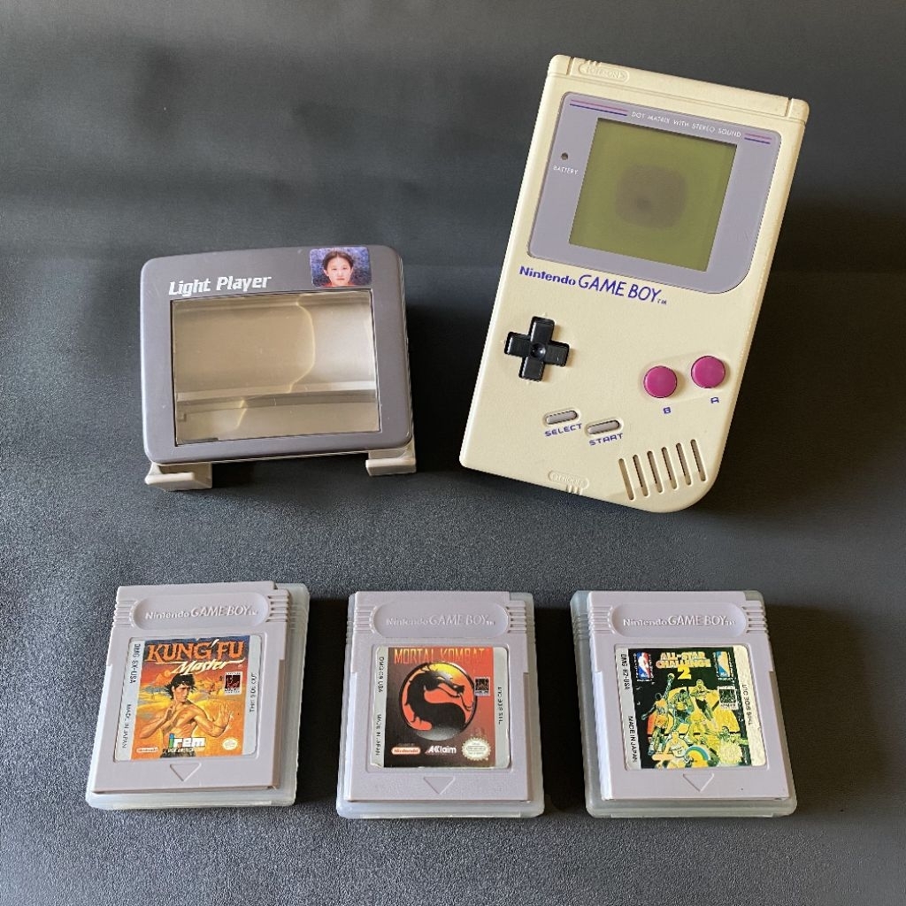Nintendo Game Boy Classic DMG + kaset Game Original 3 + Aksesoris & bonus kaset gameboy color 1