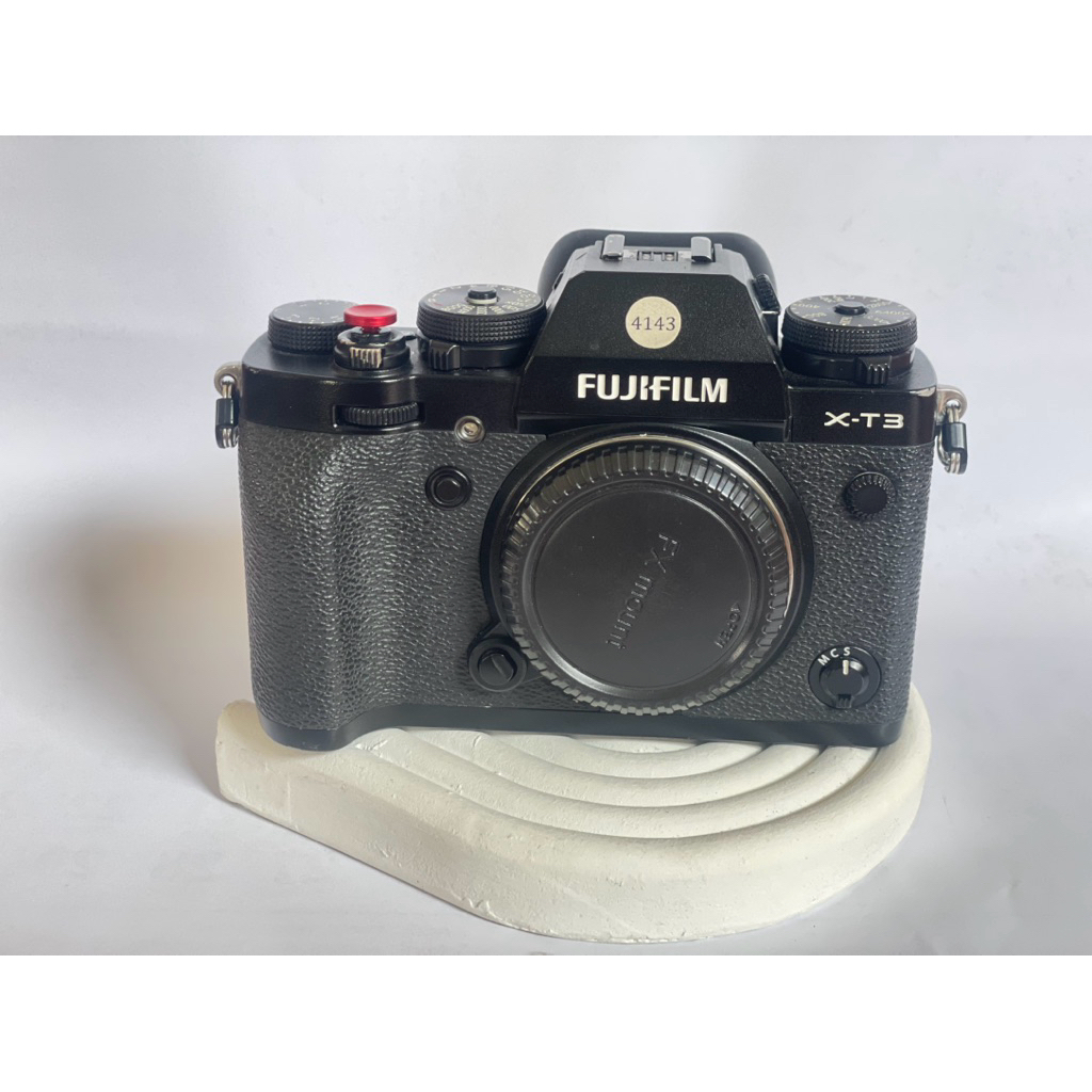 FUJIFILM X-T3 BODY ONLY MULUS SECOND KAMERA XT3 MIRRORLESS PROFESIONAL