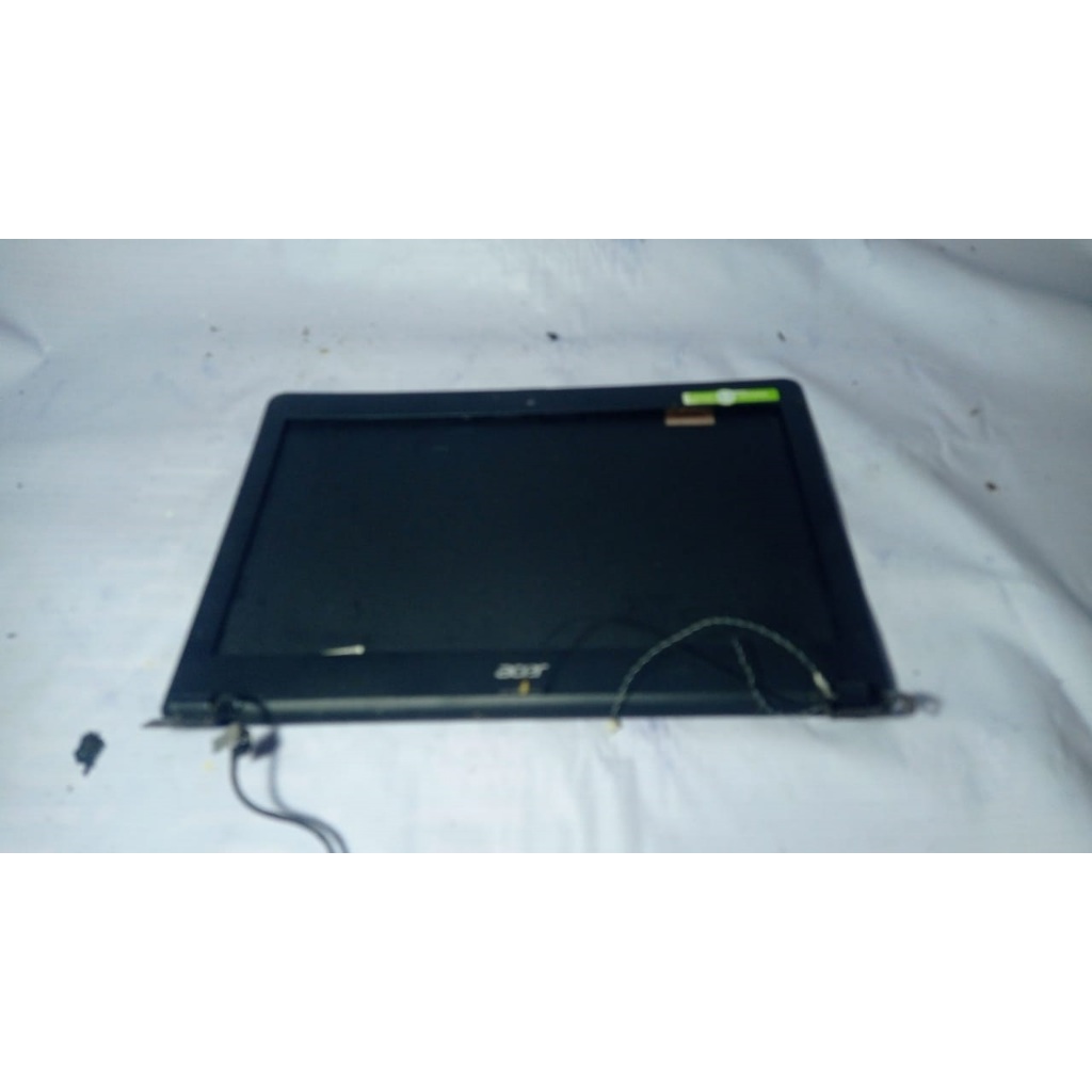 Fleksibel layar Acer z1402