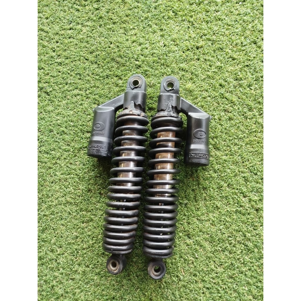 Shockbreaker Belakang Bajaj Pulsar 180 original copotan