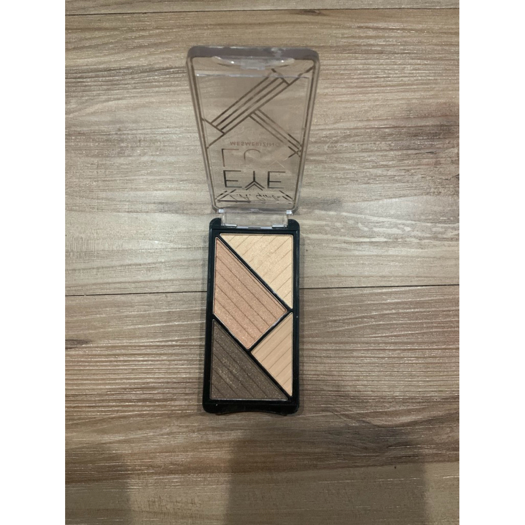Eyeshadow LA Girl Blush On Highlighter Focallure Cushion Emina Pixy Preloved