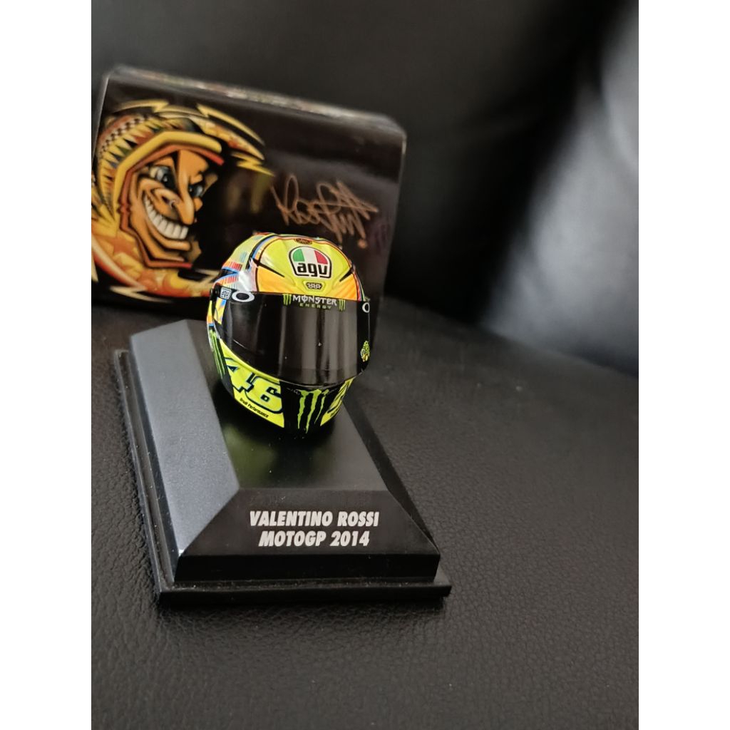 MINICHAMPS HELM HELMET VALENTINO ROSSI MOTOGP 2014