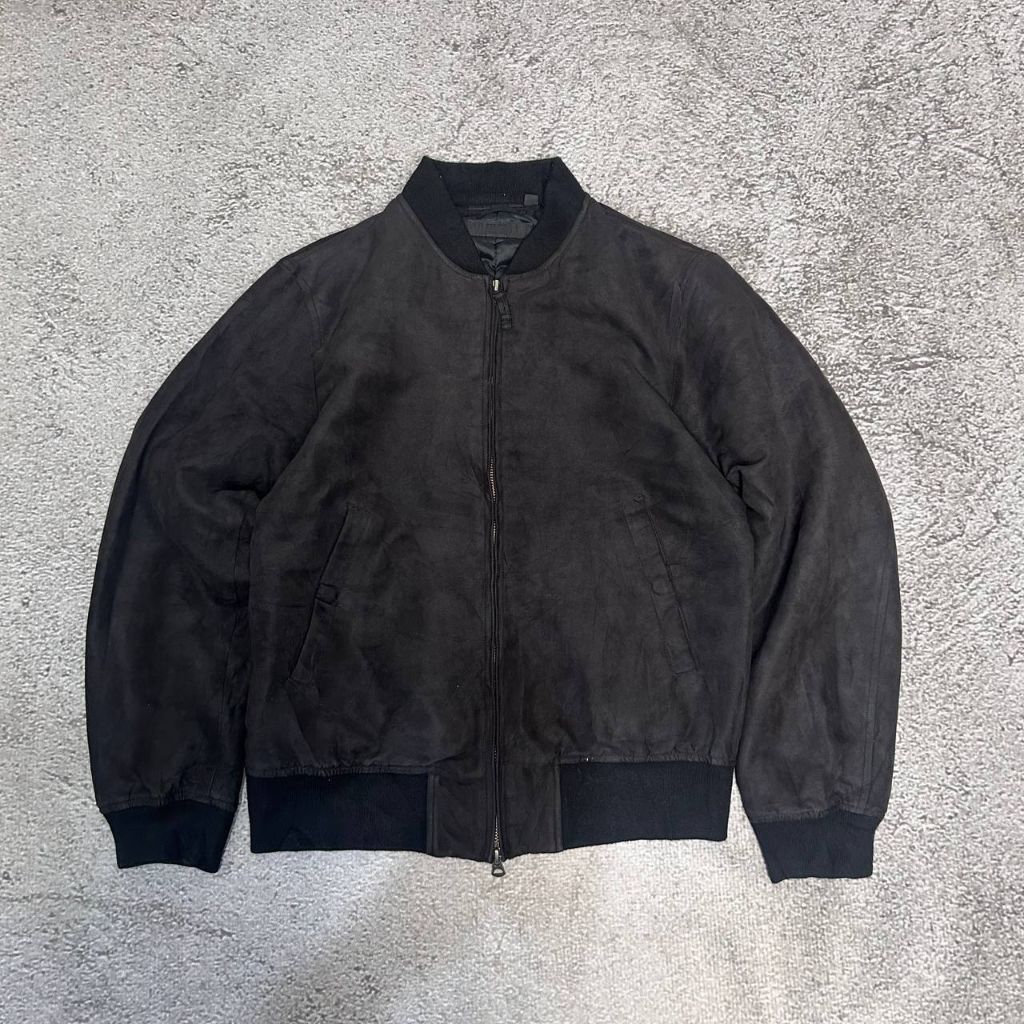uniqlo bomber suede