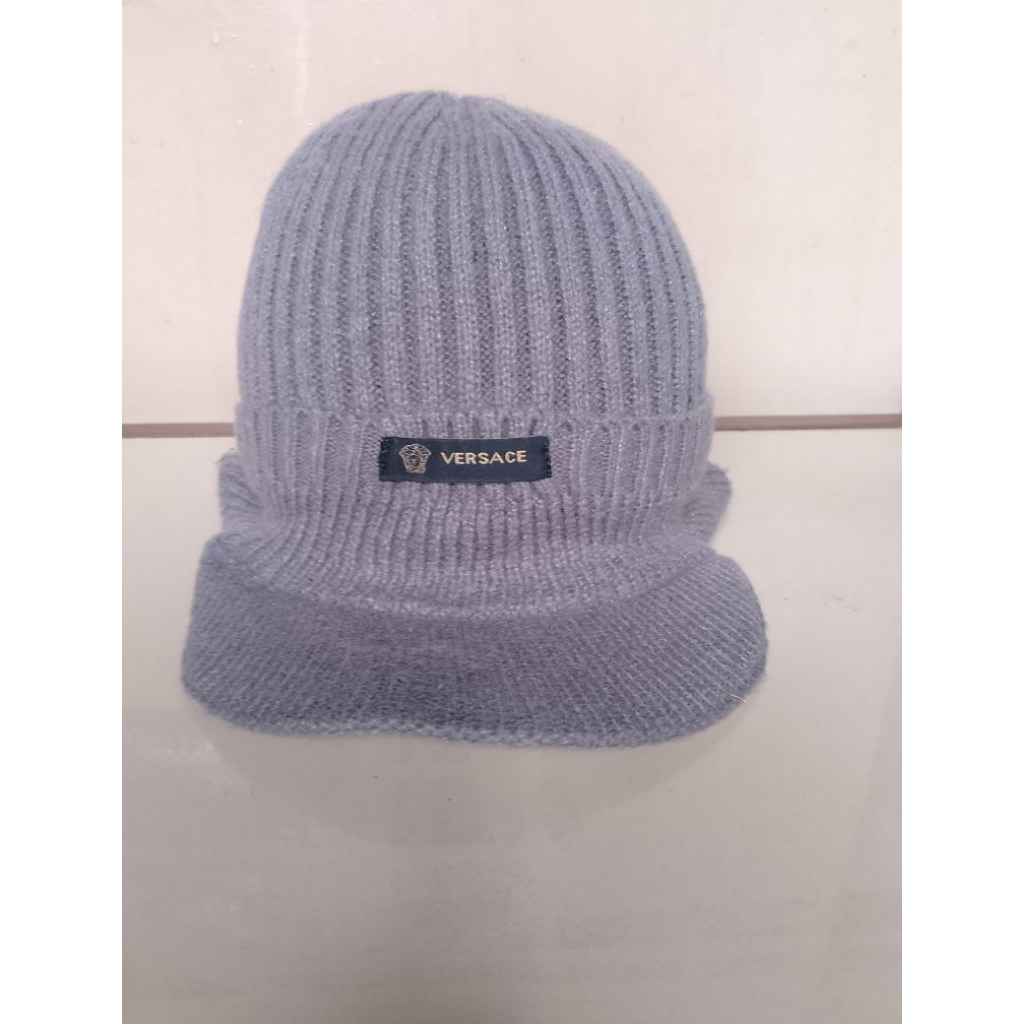 kupluk beanie bekas, branded