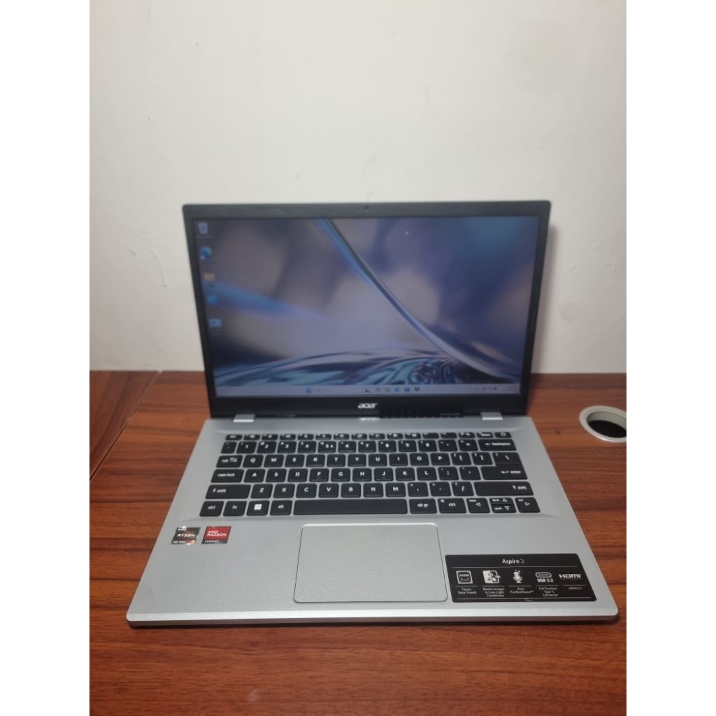 Acer aspire a314 ryzen 5-7520U