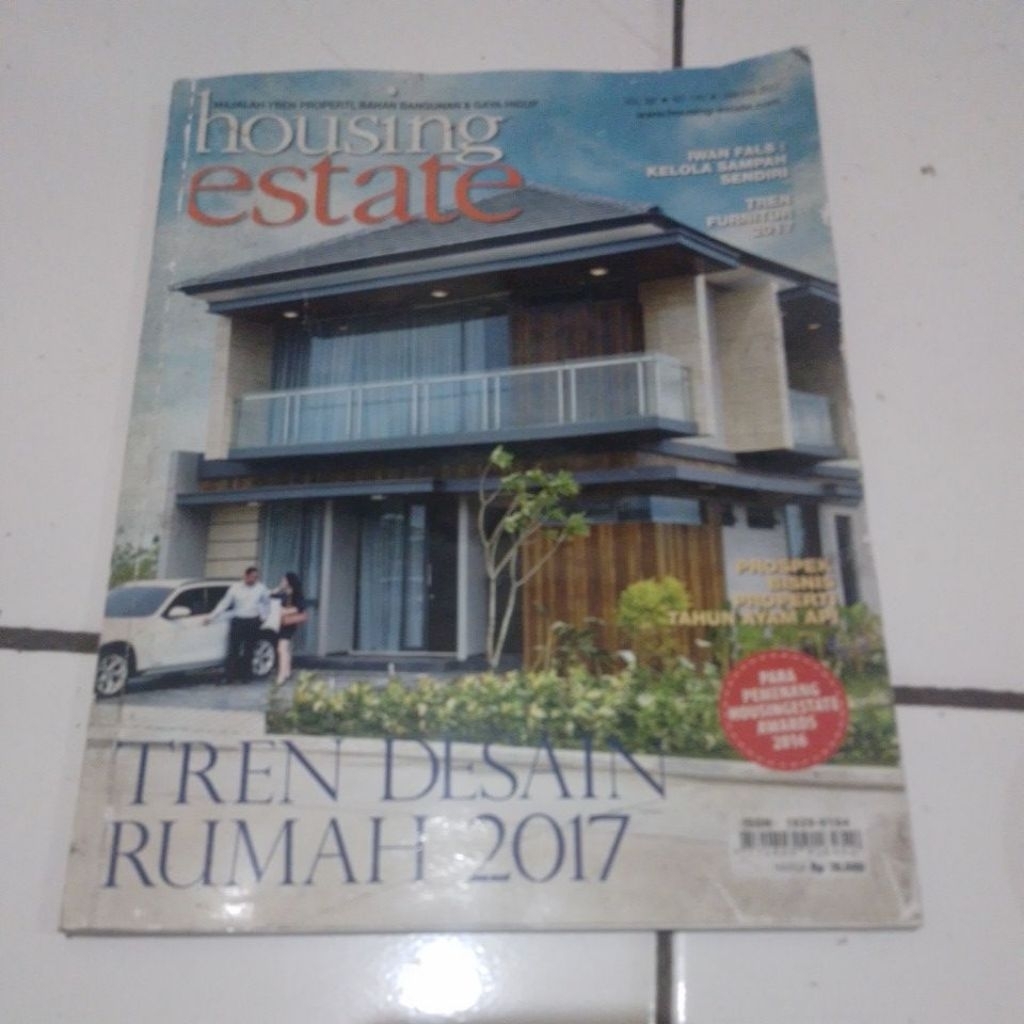 MAJALAH TREN DESAIN RUMAH 2017 BEKAS HALAMAN LENGKAP ORIGINAL