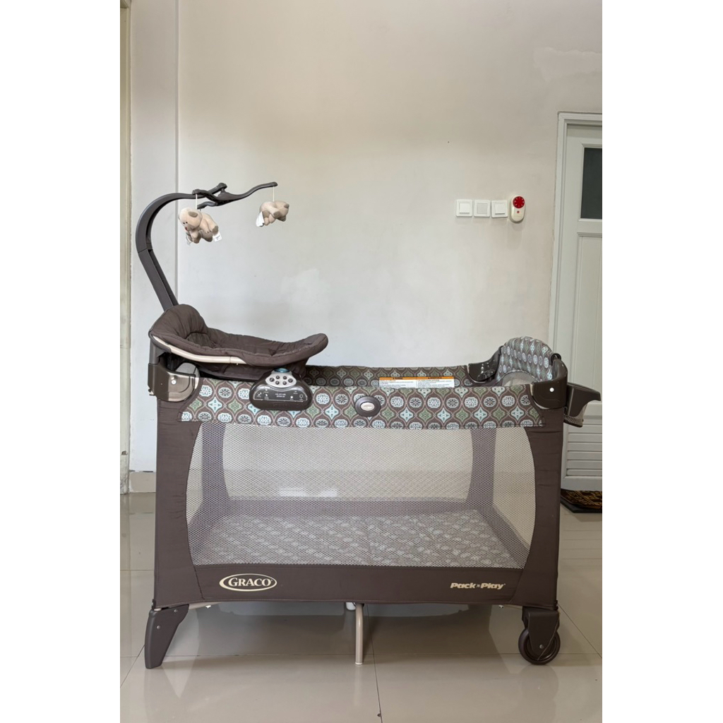 PRELOVE Box Bayi Merk Graco