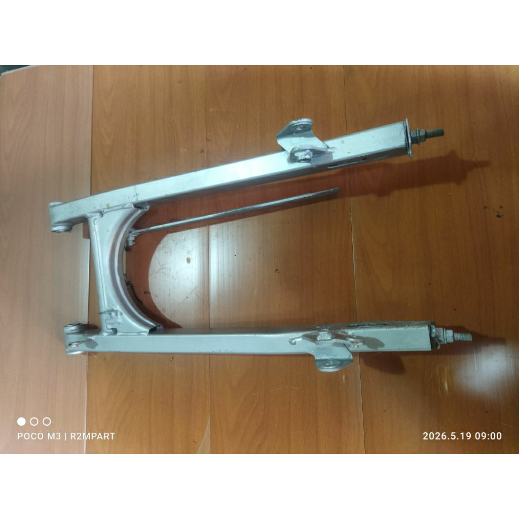 swing arm/fork Jupiter z/Jupiter robot.barang second lepasan motor