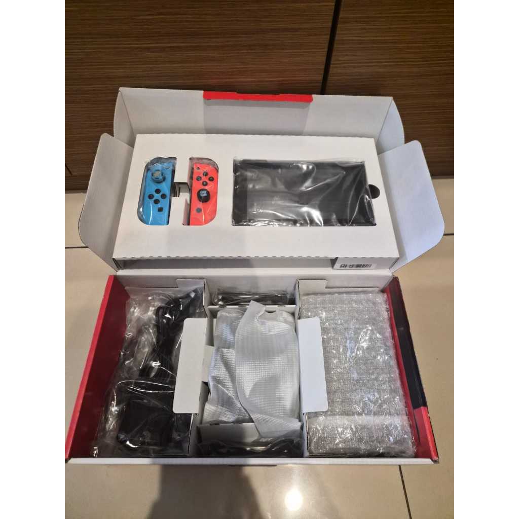 [SECOND] Nintendo Switch V2 Fullset Lengkap Mulus - Neon Blue & Red