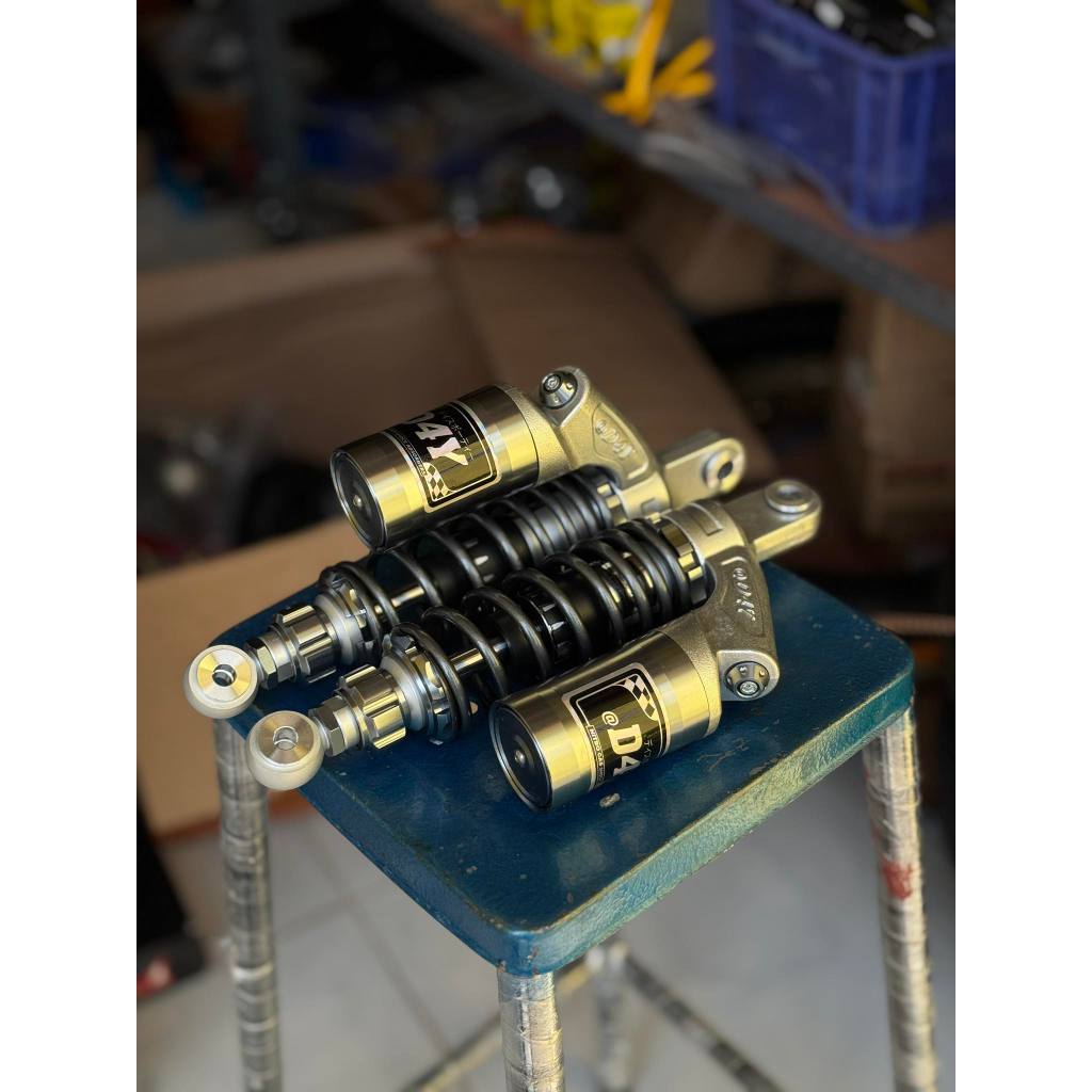 SHOCK BELAKANG TABUNG FIZR VEGA JUPITER  SHOCK BELAKANG COPY RCB TITANIUM SPORTS DAY UKURAN 280mm 28