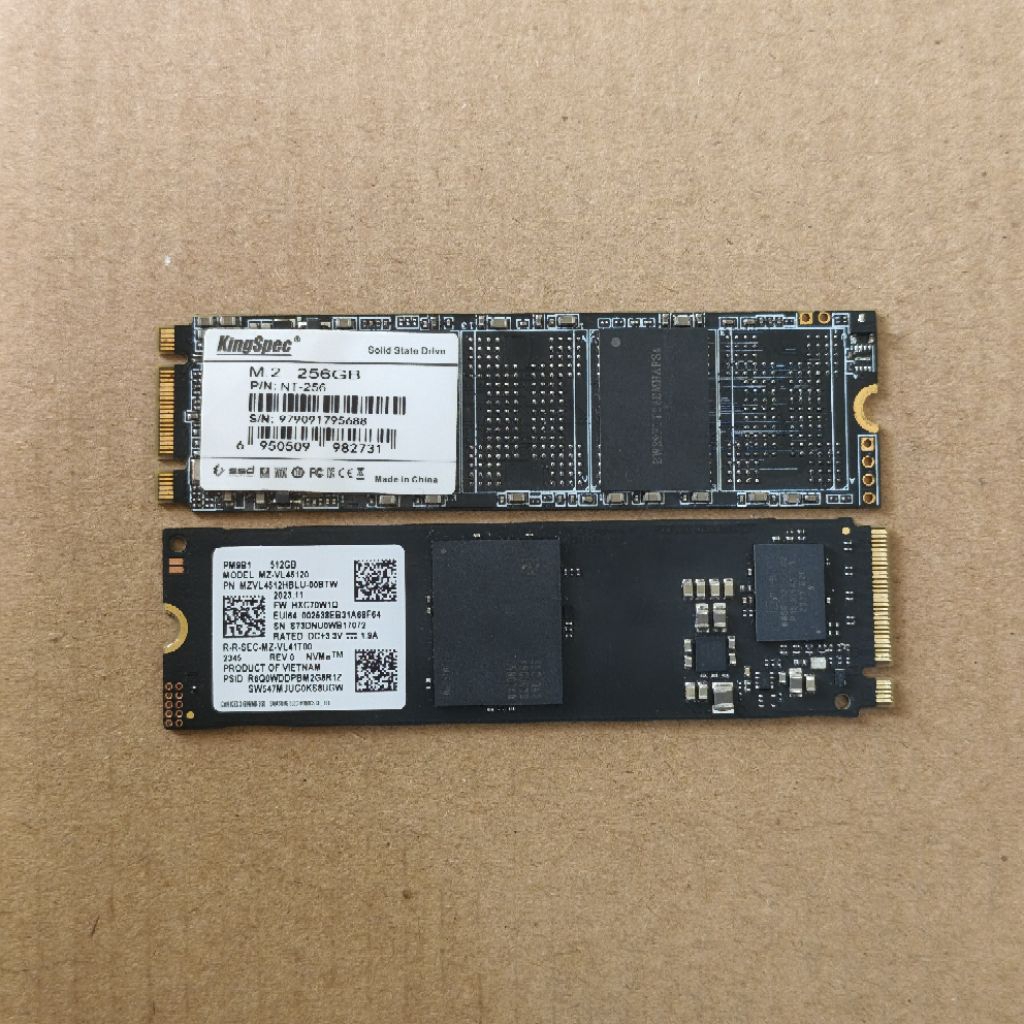 SSD NVME 512GB SAMSUNG DAN M.2 256GB OBRAL