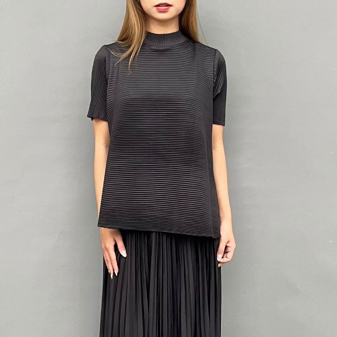 Magnolia Collection Atasan Wanita Blouse Plisket Lengan Pendek Hitam