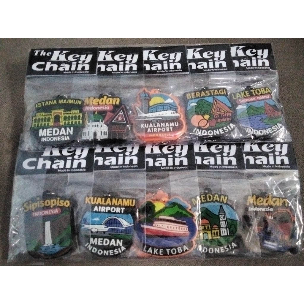 Keychain lake toba, medan, Berastagi