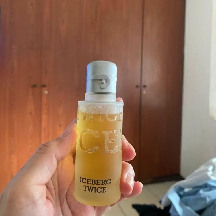 preloved eau de toilette ice twice 40 ml