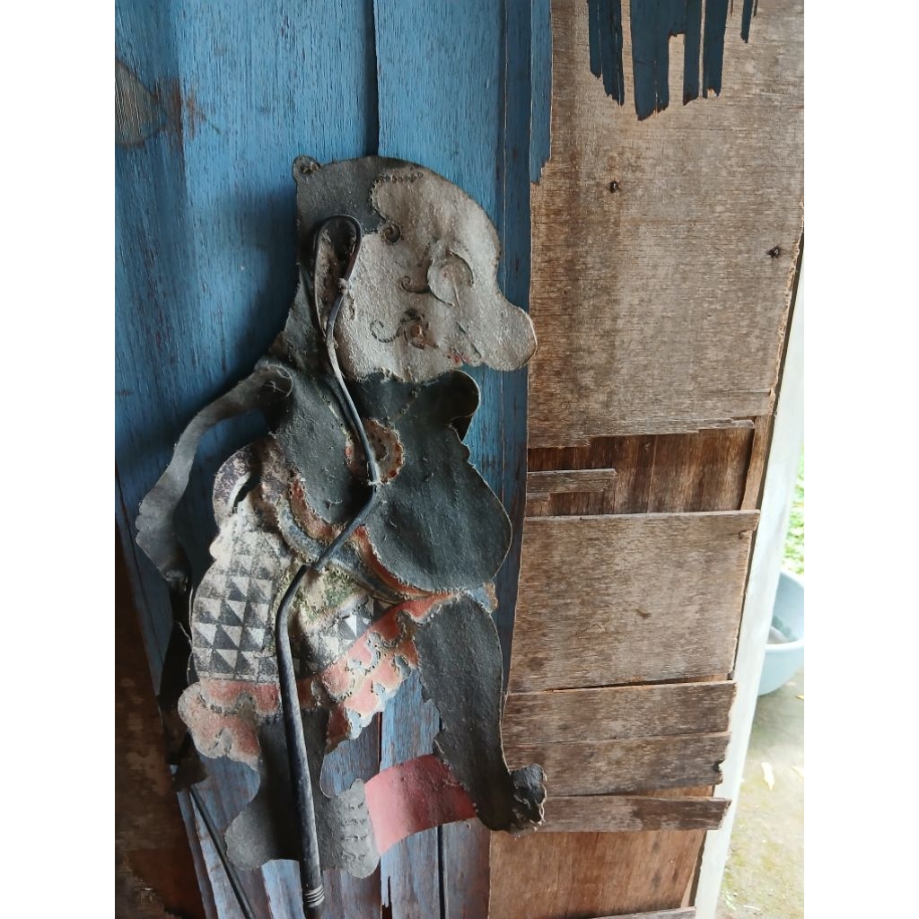 Hiasan dinding wayang kulit bagong 175rb jadul antik vintage lawas display dianggap mati