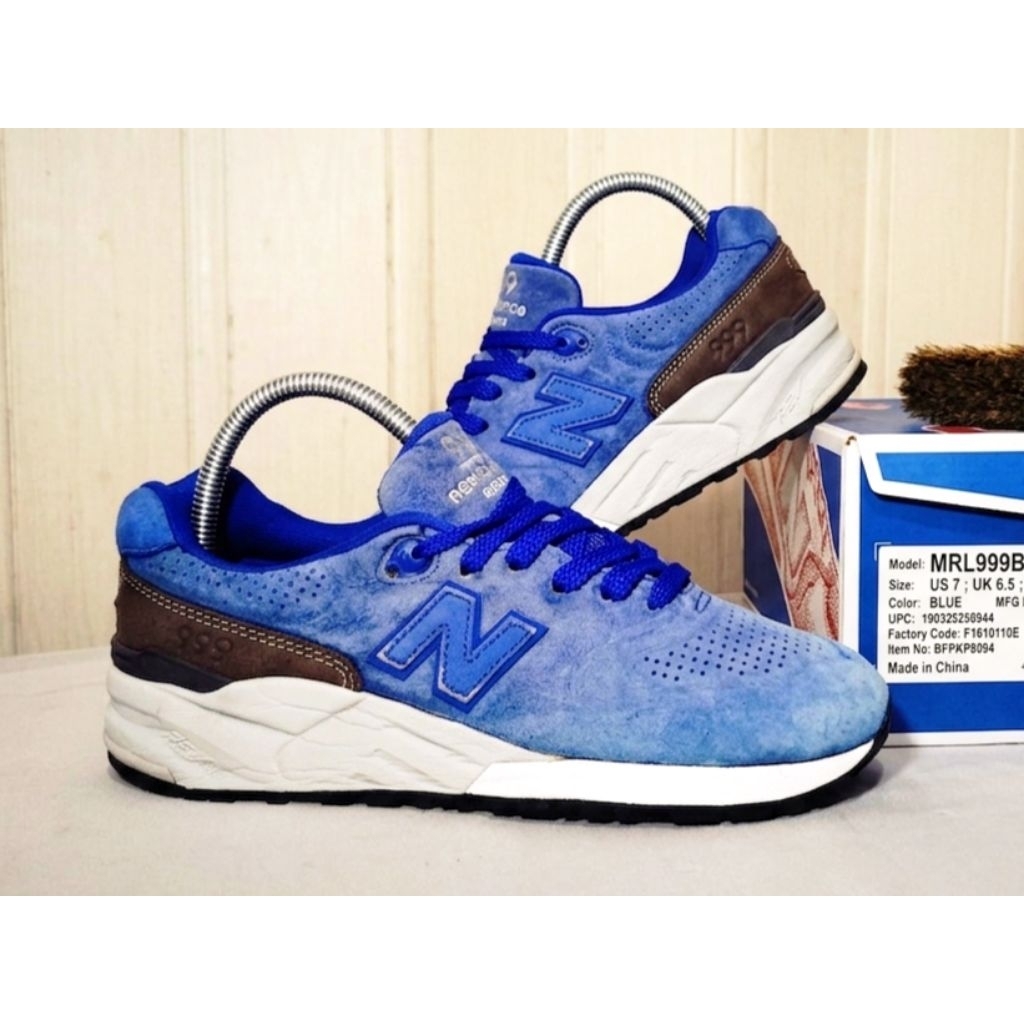 Sepatu NB 999 Reengineered Sneakers