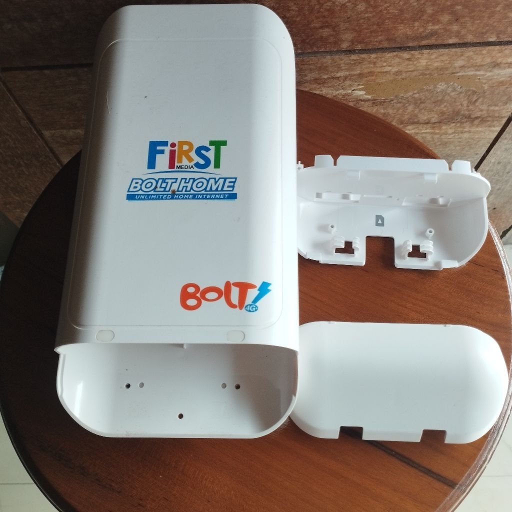 Casing Box Modem Bolt Titan Bl400 Kesing Modem Router Bok Outdoor Modif Kondisi Putih Bersih