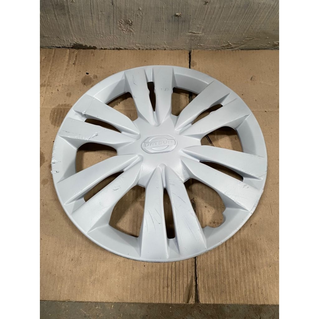 Wildop wheeldof dop cover tutup velg kaleng mobil Datsun ring 13 kondisi bahan repair