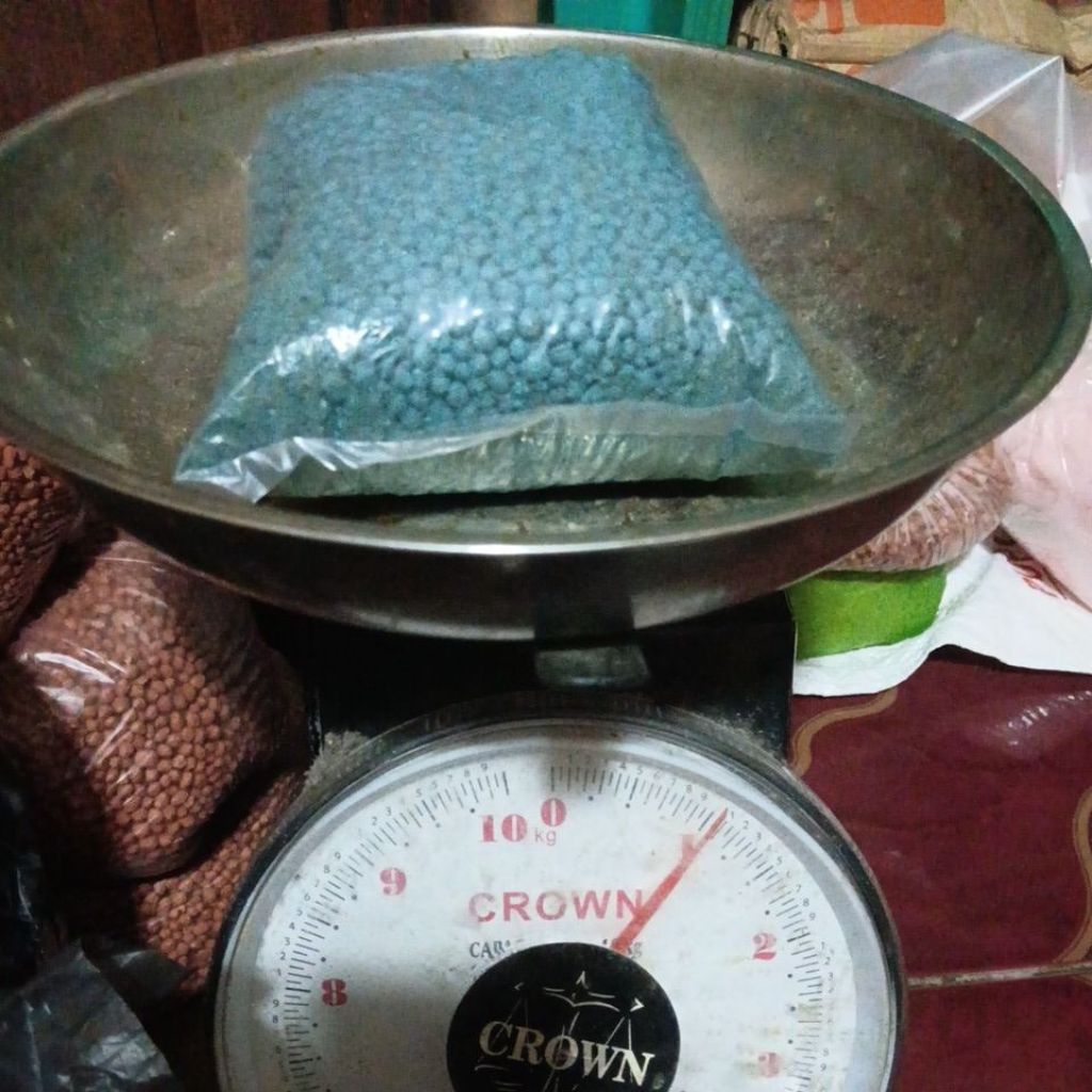 Pupuk NPK 16 16