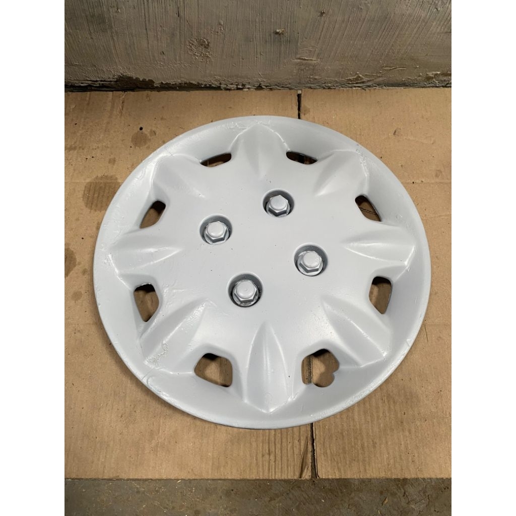 Wildop wheeldof dop cover tutup velg kaleng mobil Toyota Corolla ring 14 kondisi bahan repair