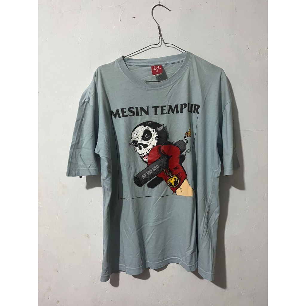 Tshirt Mesin Tempur-HipHop second 90% size L