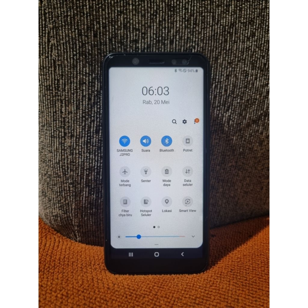 SAMSUNG A8 2018 4/32 MINUS RESTART