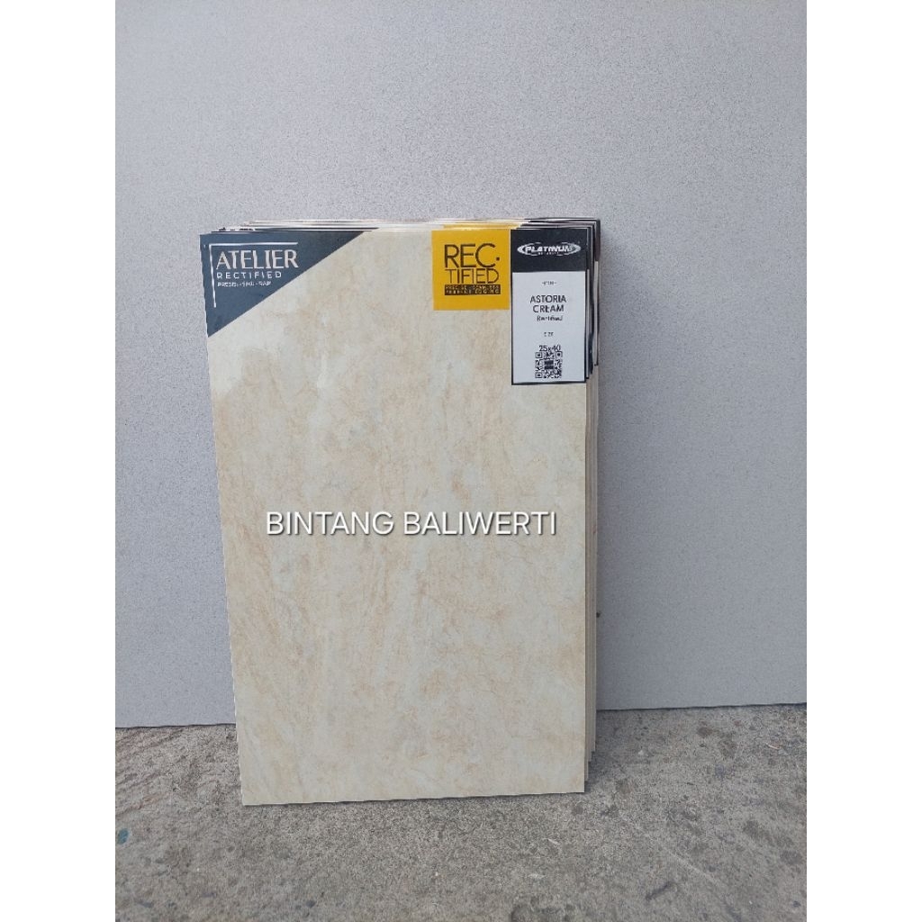 Keramik Platinum Astoria Cream 25x40 Glossy Cutting  / Keramik Dinding Glossy Rectified