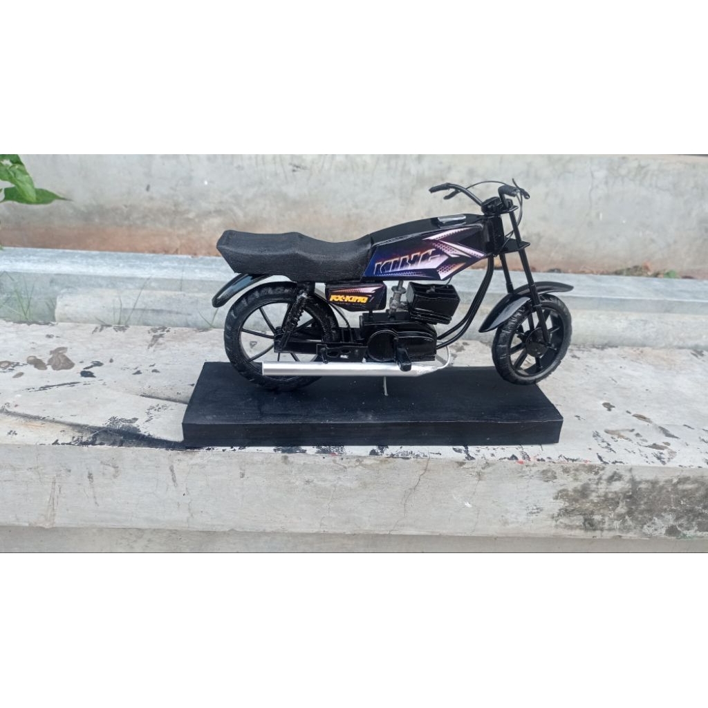 Motor RX king miniatur