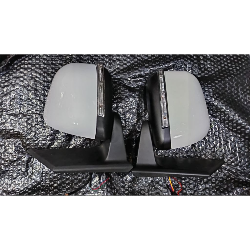 Spion Daihatsu Ayla original copotan