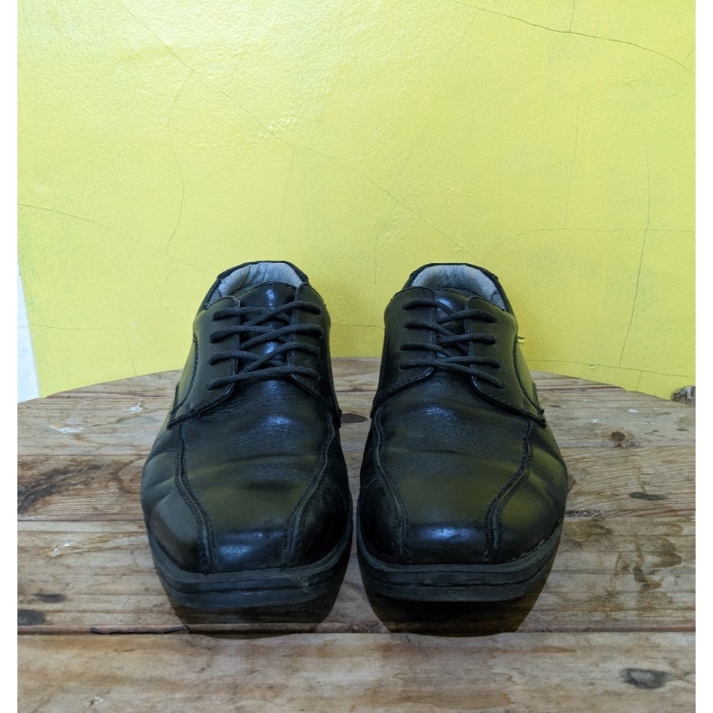 Sepatu Pantofel Kulit Hush puppies Second Original
