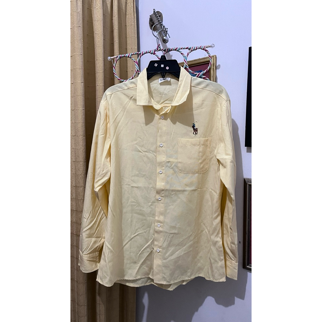 PRELOVED KEMEJA SOFT YELLOW