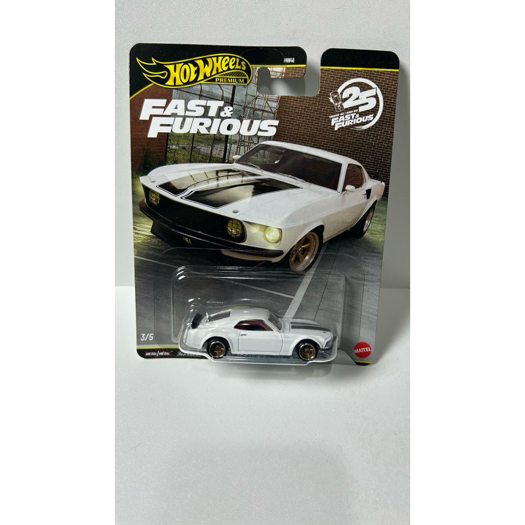 Hotwheels premium 1969 FORD MUSTANG BOSS 302
