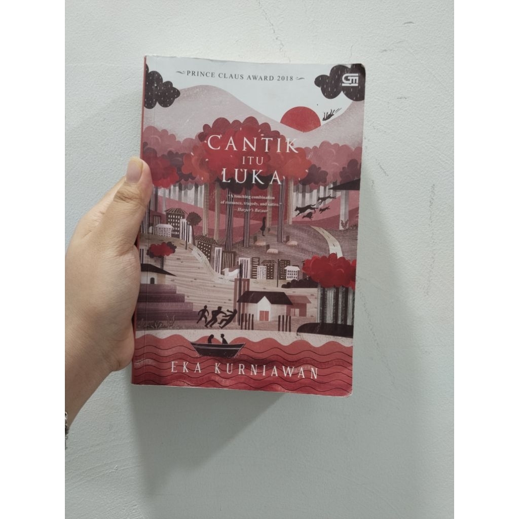 Preloved Novel Cantik Itu Luka