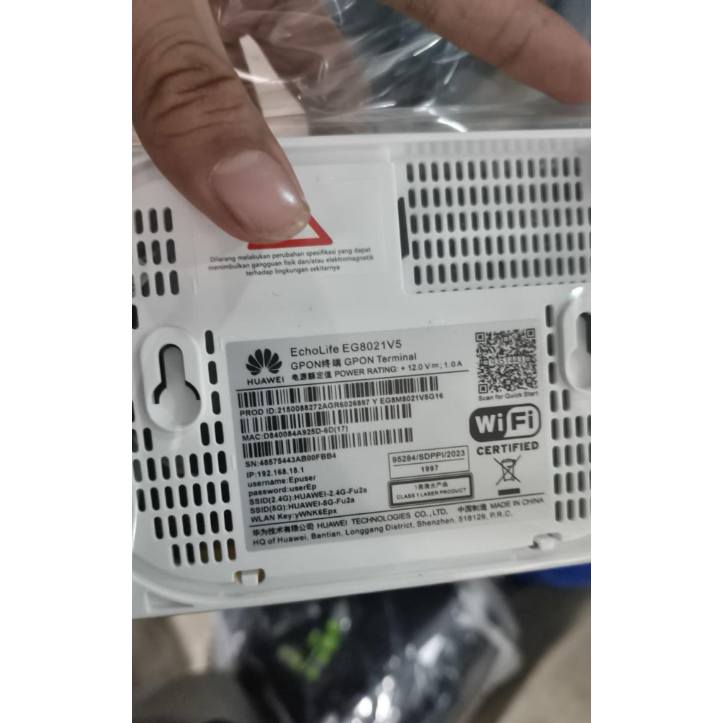 HUAWEI EG8021V5 ( NEW ) PORT BIRU + ADAPTOR ORIGINAL ( NEW ) + PATCHCORD BIRU ( NEW )