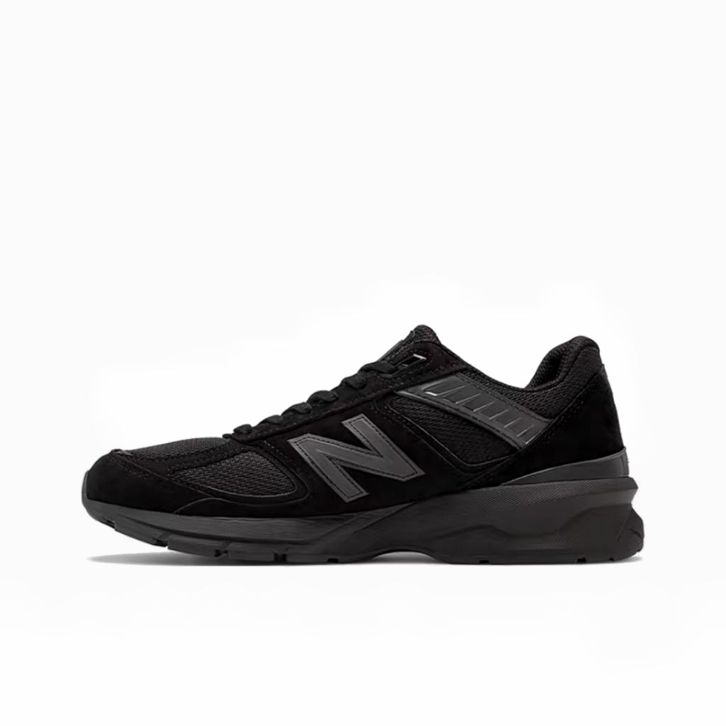 Sneakersforyou - Sepatu Sneakers 990 V5 Triple Black M990BB5