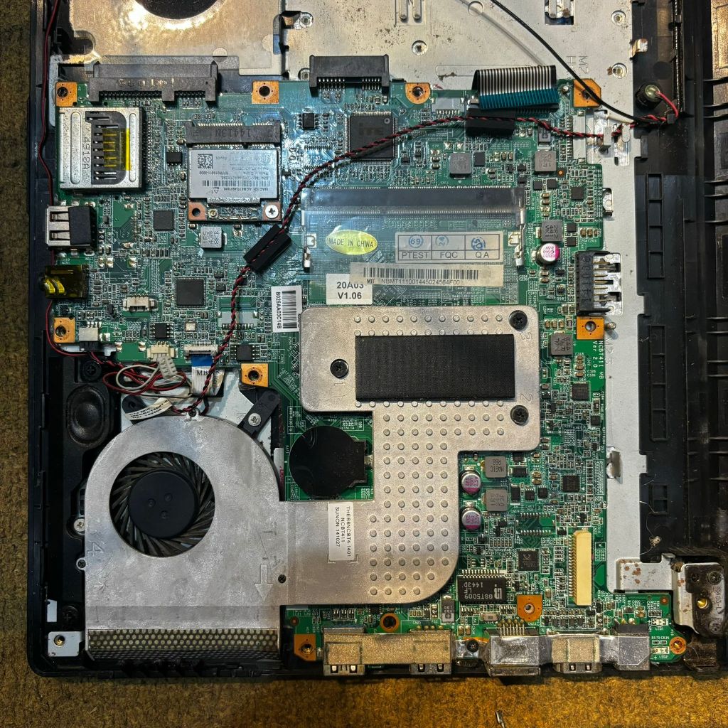 Motherboard Acer Z1401 / Mainboard Acer one Z1401 / Mobo Acer One Z1401 / Mesin Acer One Z1401 Origi