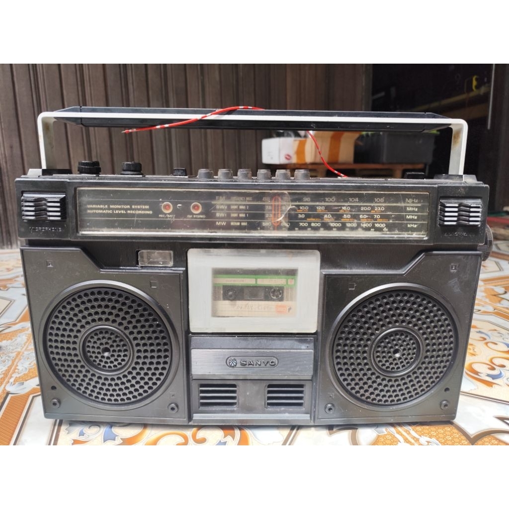 Radio Tipe Kompo Antik Jadul Mempesona, Sanyo Polytron dll