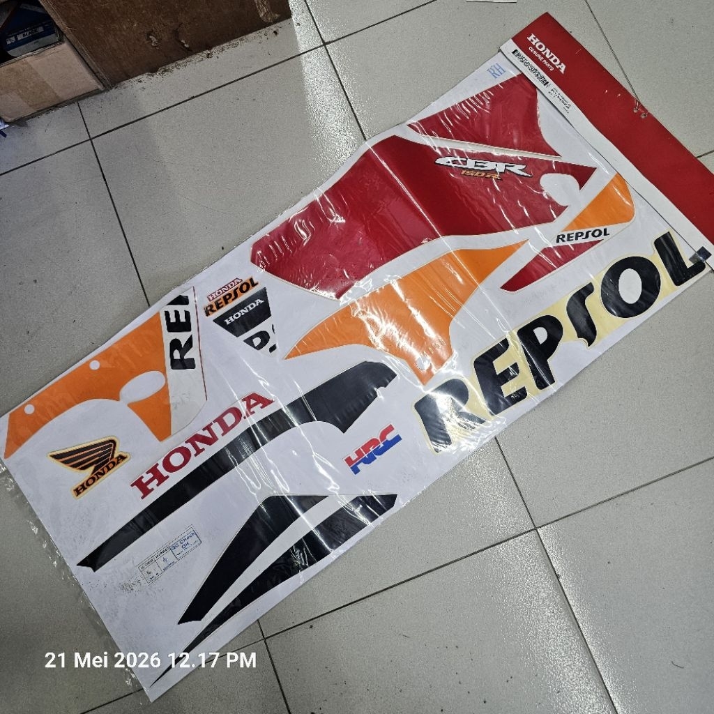 Sticker Body Set Kanan Orange Red – Honda CBR 150R K45A.871X0-K45-N20ZAR