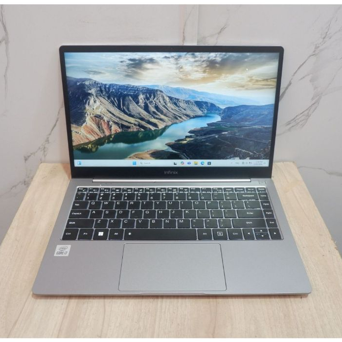 Infinix INBook X2 Intel Core i7-1065G7 Intel Iris Plus Ram 8Gb Ssd 512Gb SCU23005
