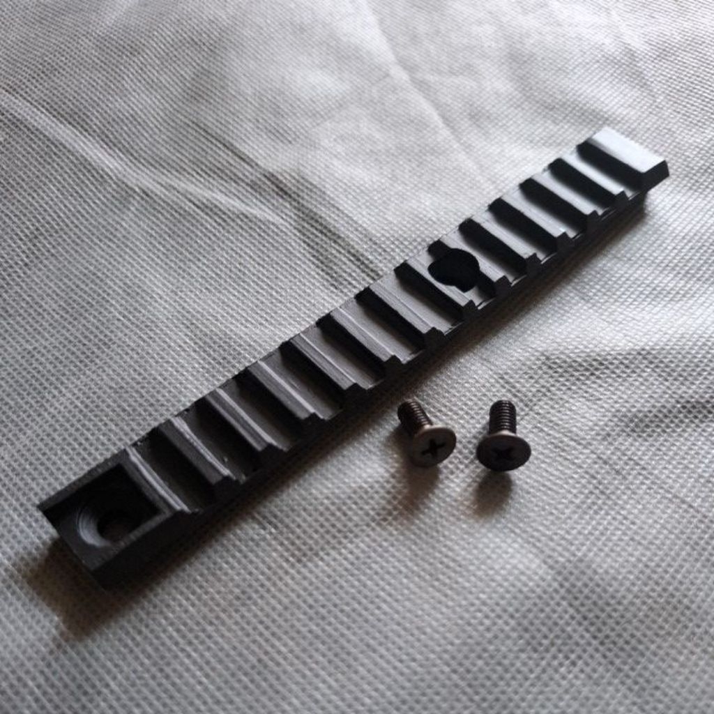 Raill picatini bipot panjang 15cm lebar 20mm PNP